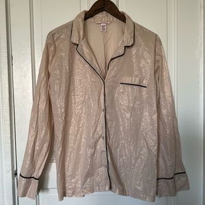 VS Silky Champagne Pink Button Up Sleep shirt L
